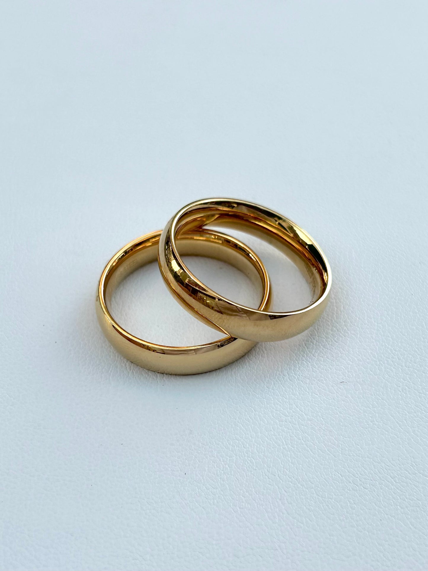 Anillos